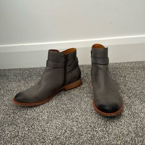 Kork-Ease Viki Boots in Grey